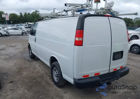 2015 Chevrolet Express 2500 Work Van from USA, damaged, VIN 1GCWGFCF4F1155534